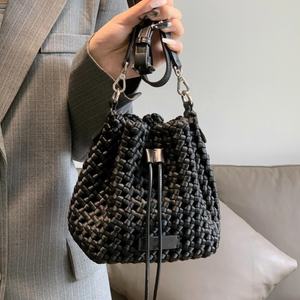 Bolso Bandolera de Lujo de Diseño Exclusivo, Tejido a Mano, de Alta Calidad, Venta al por Mayor, Nueva Tendencia 2026, Bolsos de Moda Diarios para Chicas - Product Image 1
