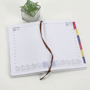 Agenda 2026 en Inglés con Banda Elástica, Planificador y Calendario Estilo Español, Logotipo Personalizable - Product Image 5