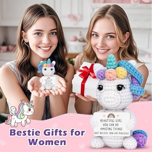 Cadeaux d'anniversaire en crochet fait main en forme de licorne pour femmes et hommes, idée de remplissage de panier de Pâques pour adultes et enfants, cadeaux de remerciement et d'appréciation - Product Image 6