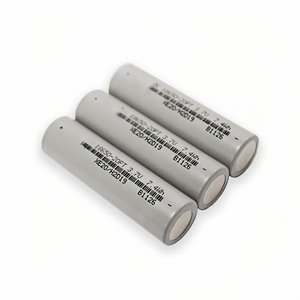 แบตเตอรี่ลิเธียมไอออนแบบชาร์จได้ 18650 70C ความเร็วสูง 3.6V 2000mAh 500 รอบการใช้งาน 20m 18650 20PT NCM Cathode Tongke สำหรับ - Product Image 1