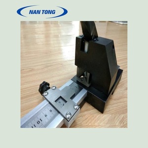 Machine de découpe et de pliage manuelle en aluminium Nantong pour matrices d'impression - Product Image 2