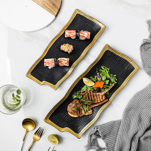 <span class=keywords><strong>Assiette</strong></span> <span class=keywords><strong>Plate</strong></span> de luxe en céramique, pièces, ustensile de cuisine en céramique noire rayée avec bordure en or - Product Image 1