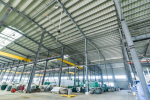 Ventilatore da Soffitto Grande VFans con Motore a Magneti Permanenti HVLS per Ambienti di Lavoro, Controllo VFD, Ventilazione Sicura e Stabile per Fienili - Product Image 4