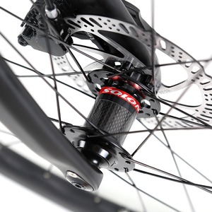 จักรยานเสือหมอบ Cyclone Racing ขนาด 700c 24 สปีด คาร์บอนไฟเบอร์ ดิสก์เบรก ล้อคาร์บอน Eds พร้อมบันไดปั่นแบบธรรมดา - Product Image 4