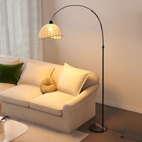 Lampe sur pied LED en fer de style Wabi-Sabi avec abat-jour en tissu, design vintage pour salon, chambre à coucher, coin canapé