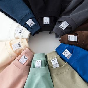 Camiseta de Hombre 100% Algodón, Cuello Redondo, Corte Regular, Personalizable con Logotipo Bordado o Impreso, Manga Corta para Oficina - Product Image 2