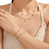 Collier pendentif carré cœur esthétique Gaovo, plaqué or 18 carats, acier inoxydable, pavé de CZ, bijoux de mode pour femmes, à porter tous les jours