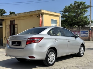 Modèle Spécial Première Main <span class=keywords><strong>2015</strong></span> pour Vitz/Yaris 1.5 Starlight Automatique Faible Kilométrage Design Unique Choix Fiable et Amusant Gauche Foncé R15 - Product Image 5