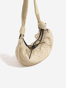 Bolso <span class=keywords><strong>de</strong></span> Hombro Estilo Paja para Playa, Ligero, Color Caqui, Tejido <span class=keywords><strong>de</strong></span> Red, Forma <span class=keywords><strong>de</strong></span> Media Luna, Correa Ajustable - Product Image 5