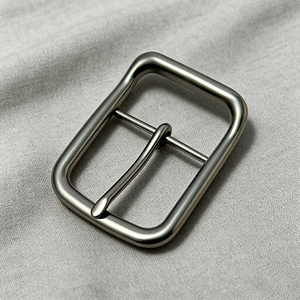 Hebilla de cinturón de metal ovalada en oro mate, cierre duradero en forma de D para cinturones de cuero de mujer, broche de moda casual para cintura - Product Image 6