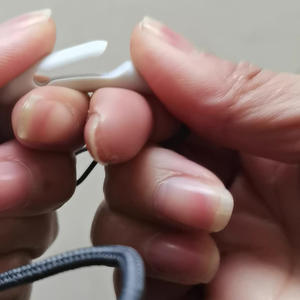 Achetez en gros <span class=keywords><strong>une</strong></span> sangle de lanière Incase avec clip en silicone pour <span class=keywords><strong>Airpods</strong></span> Pro (boîte) - Product Image 3