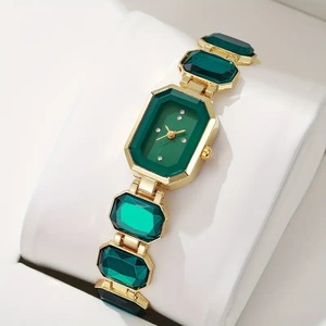 Reloj Octagonal de Cuarzo para Mujer con Gema Verde, Brazalete de Aleación, Esfera Analógica, Correa de 20 cm, Estilo de Joyería de Moda - Product Image 1