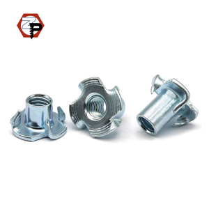 Écrous en T DIN1624 M4 M5 M6 <span class=keywords><strong>M8</strong></span> M10 en acier au carbone avec griffes, écrous à quatre griffes zingués pour meubles, écrous d'insertion pour bois - Product Image 2