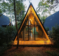 Cabane préfabriquée modulaire de style nordique en forme de A |   Maison de vacances triangulaire en verre Snow Forest |   Chambre de glamping de luxe sauvage, bureau à domicile