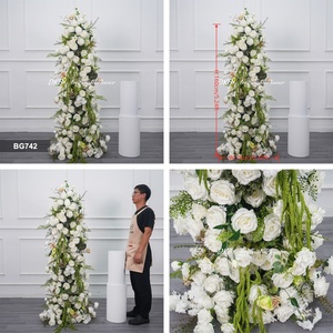 Fondo de flores artificiales de seda románticas hechas a mano, rosas de tacto real para decoración de bodas - Product Image 3