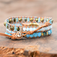 Bracelet de cœur en pierre naturelle à trois couches réglable fait à la main Bracelet de pierres précieuses perlé de tempérament unisexe pour femmes et hommes