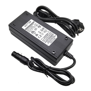 FCC, FCC,<span class=keywords><strong>CE</strong></span>,<span class=keywords><strong>RoHs</strong></span> onaylı 100-240V 50/60Hz Ac Dc güç adaptörü 180W 12 v 15a 12 Volt 15 Amp güç kaynağı - Product Image 2