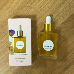 Huile capillaire Gisou Mirsalehi enrichie au miel, format voyage 20ml, pour une nutrition et une hydratation profondes des cheveux - Product Image 6