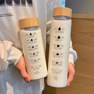 Bouteille <span class=keywords><strong>d</strong></span>'eau en verre de grande capacité 700/1000 ml pour adultes et étudiants, avec marqueur de temps, pour l'été - Product Image 1