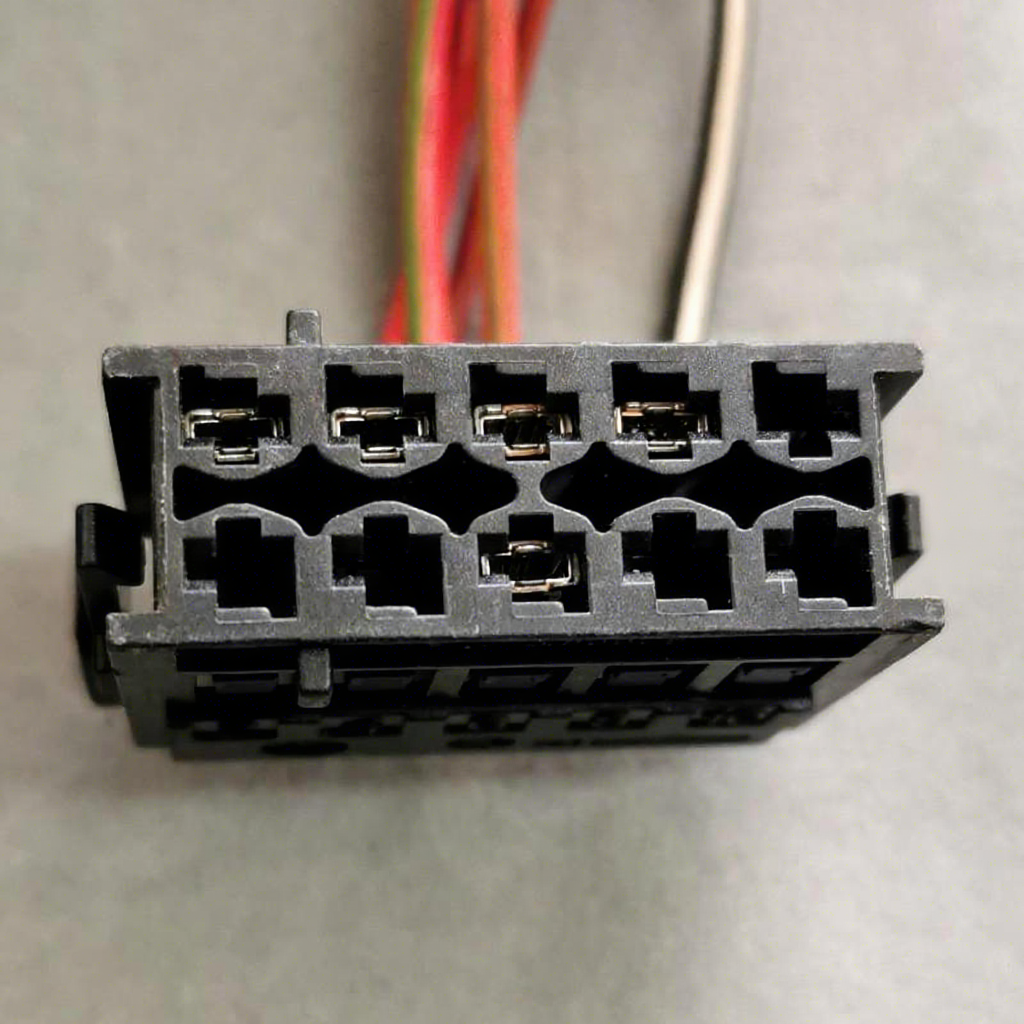 Car Connector for Benz A2205458428 Black 10pin Male/Female Copper CT10-0016M-11 IP66 Adapter