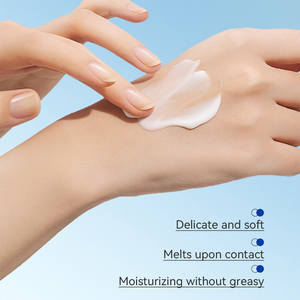KORMESIC Marca Privada 4ml x 20 piezas Crema de Manos Calmante con Triple Protección Nutre las Manos Crema Suave y Lisa Hidratante - Product Image 3