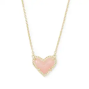 Carline vergoldete Emaille bunte Liebe Herzform rosa Anhänger Halskette OEM Schmuck für Frauen Valentinstag Geschenk