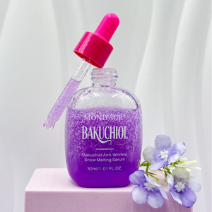 Sérum Visage Anti-âge Éclaircissant Hydratant à la Centella, Bakuchiol, Hamamélis et Niacinamide, Booster de Peau à Marque Blanche PDRN - Product Image 3
