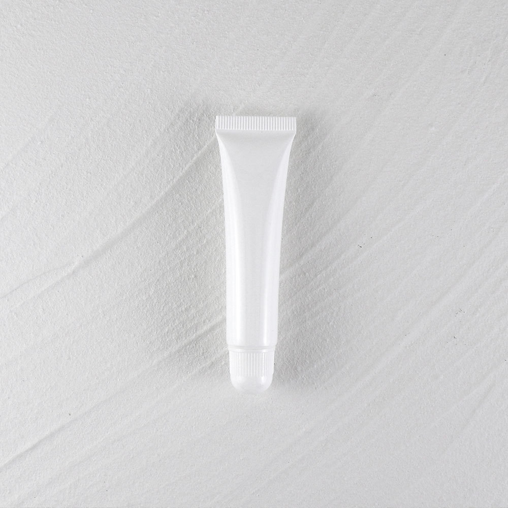 Tubo bianco da 15 g + coperchio per rossetto a testa rotonda bianca + tappo