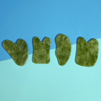 Jade vert Gua Sha masseur de visage Jade naturel pur Guasha outil de soin de la peau écologique Logo personnalisé marque privée Gua Sha ensemble pour