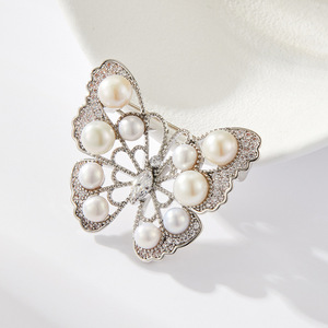Freshwater Pearl Openwork Butterfly Brooch Zinc Alloy Women's Fashion Accessory Any Occasion - Product Image 1