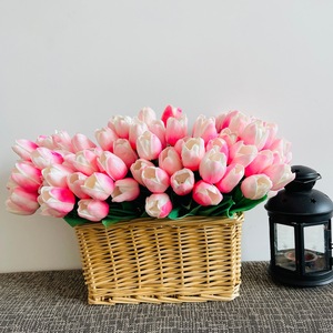 <span class=keywords><strong>Bouquet</strong></span> di Fiori di Tulipano <span class=keywords><strong>Artificiali</strong></span> in Plastica PE Splendidi e Ultra Realistici per Centrotavola e Decorazioni per la Casa all'Ingrosso - Product Image 6
