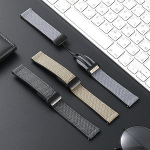 Correa de Reloj de Cuero y Silicona al por Mayor para Huawei y Samsung, Correa de Reloj Deportiva Magnética Suave con Patrón Vaquero de 20mm y 22mm - Product Image 3