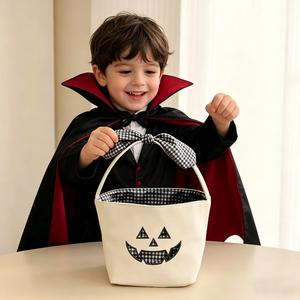 Panier à bonbons portable pour enfants, personnalisable, pour la fête d'Halloween, avec nœud et motif gingham, pour les tout-petits - Product Image 3