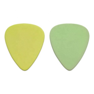 Cheerhas Thương Hiệu Giá Rẻ Nhất Guitar Plectrum Derlin Chất Liệu OEM 0.46/0.6/0.71/0.8 1.0/1.2/1.5Mm Tùy Chỉnh Vui Trống Guitar Chọn Tấm - Product Image 3
