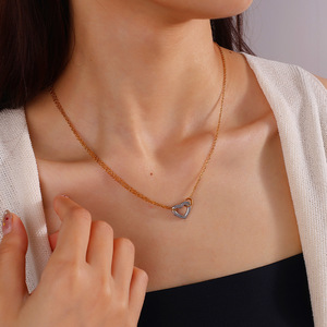 สร้อยคอจี้รูปหัวใจสองสี ทอง-เงิน สแตนเลส สไตล์มินิมอล - Product Image 2