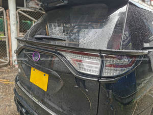 Toyota 2012-2014 Estima Previa ACR50 Spoiler arrière central inférieur en fibre de carbone de remplacement, simple niveau, 3 pièces - Product Image 2