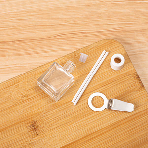 Luxury 8ml Empty <strong>Car</strong> Air Freshener Bottle clear Glass Hanging <strong>Car</strong> <strong>Diffuser</strong> Perfume Bottle with Vent <strong>Clip</strong> and Reed <strong>Diffuser</strong> Stick - Product Image 4