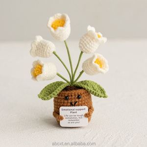 Planta en Maceta Tejida a Mano de Tulipán, Margarita, Lirio y Girasol, para Ocasiones Positivas, Día de San Valentín, con Tarjeta - Product Image 5