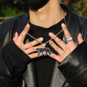 2024 ciondolo pantera nera alla moda UWIN CZ con collana di leopardo animale ghiacciata gioielli Unisex - Product Image 3