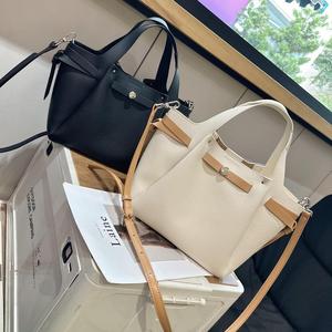 Sac fourre-tout en cuir pleine fleur vierge à texture grainée, double fermeture éclair, mains libres, pour le cyclisme et les trajets quotidiens en Allemagne et aux Pays-Bas, fournisseur OEM - Product Image 2