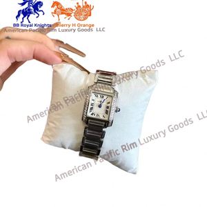 Reloj de Pulsera para Mujer con Esfera Cuadrada, Bisel de Diamantes y Brazalete de Metal en Dos Tonos, Estilo Cartieres - Product Image 5