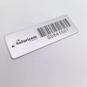 Etiqueta Adhesiva Impermeable de Aluminio Metálico Grabada con Láser de Shenzhen, Etiquetas de Activos con Código <span class=keywords><strong>QR</strong></span> y Código de Barras Personalizadas - Product Image 6