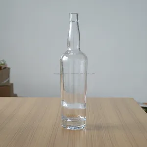 Packing industry round 750ml tall glass bottle for vodka/whisky/wine with bar top