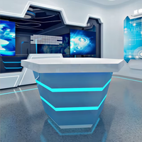 Comptoir d'accueil incurvé LED sur mesure, écologique et robuste, table d'exposition technologique futuriste pour salle d'exposition d'entreprise