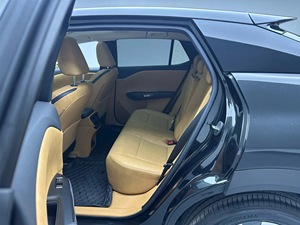 Auto Usado Lexus RZ 2023 450e Direct4 Edición Premium, Eléctrico con Tracción en las Cuatro Ruedas y Autonomía de 520 km, Exportado desde China - Product Image 6