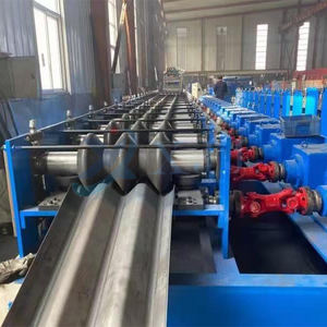 Highway Shield Safety Steel Guard Rail Soporte de montaje Roll Former W Beam Fence Panel Highway Guard Rail Roll Forming <span class=keywords><strong>Machine</strong></span> - Product Image 4