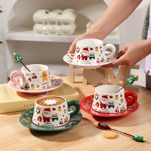 300ml Ins Creative Retro <span class=keywords><strong>Precio</strong></span> barato Navidad Cerámica Café Té <span class=keywords><strong>Tazas</strong></span> y platillos Set con cuchara - Product Image 1