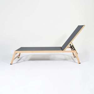 Extérieur Grain de <span class=keywords><strong>Bois</strong></span> Fer Tube Portable Camp Pliable Soleil <span class=keywords><strong>Lit</strong></span> Moderne Jardin Meubles Coastal Beach Chaise Lounge - Product Image 4