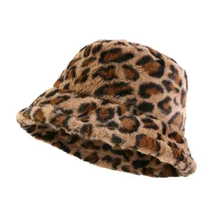 Venta al por mayor logotipo personalizado Reversible cubo Sherpa sombreros de cubo estampado de leopardo invierno mullido piel sintética ala pescador sombrero para Mujeres Hombres
