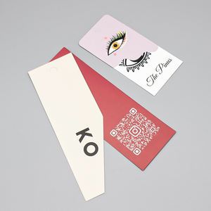 ป้ายแขวนกระดาษลายนูนแบบหรูหราพรีเมียมโลโก้แบรนด์ส่วนบุคคลสำหรับกระเป๋ารองเท้าเสื้อผ้าและอุปกรณ์เสริม - Product Image 6